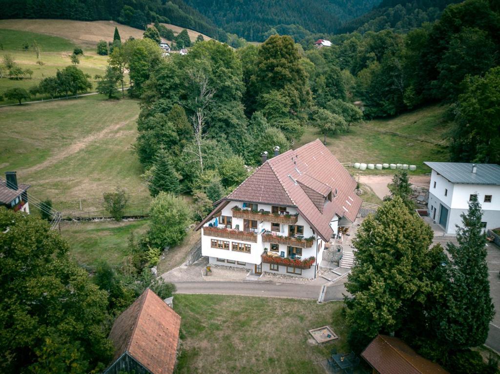 Ferienparadies Hugenhof Simonswald Exterior foto